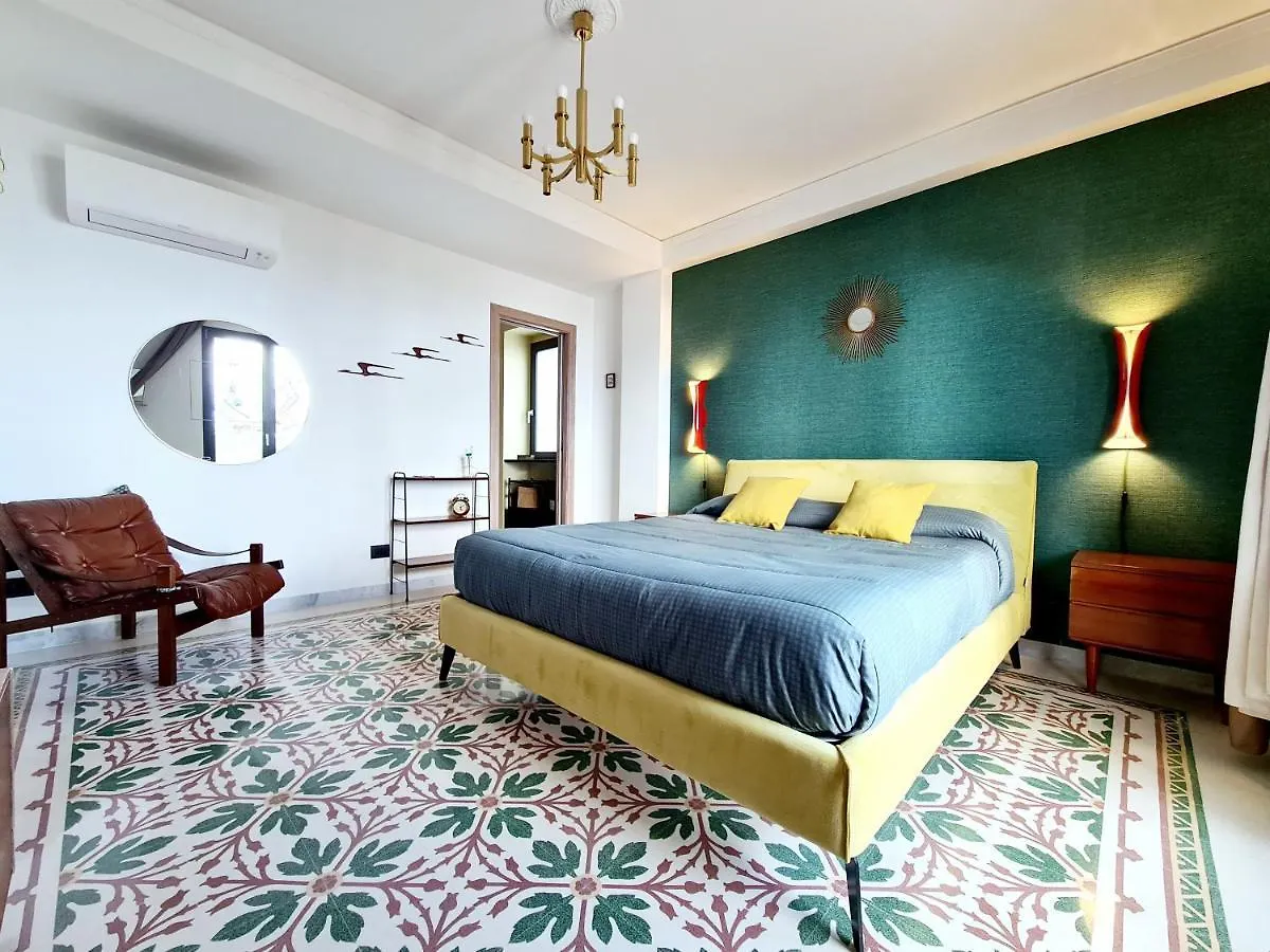 Al 33 Giri Bed & Breakfast Cefalu