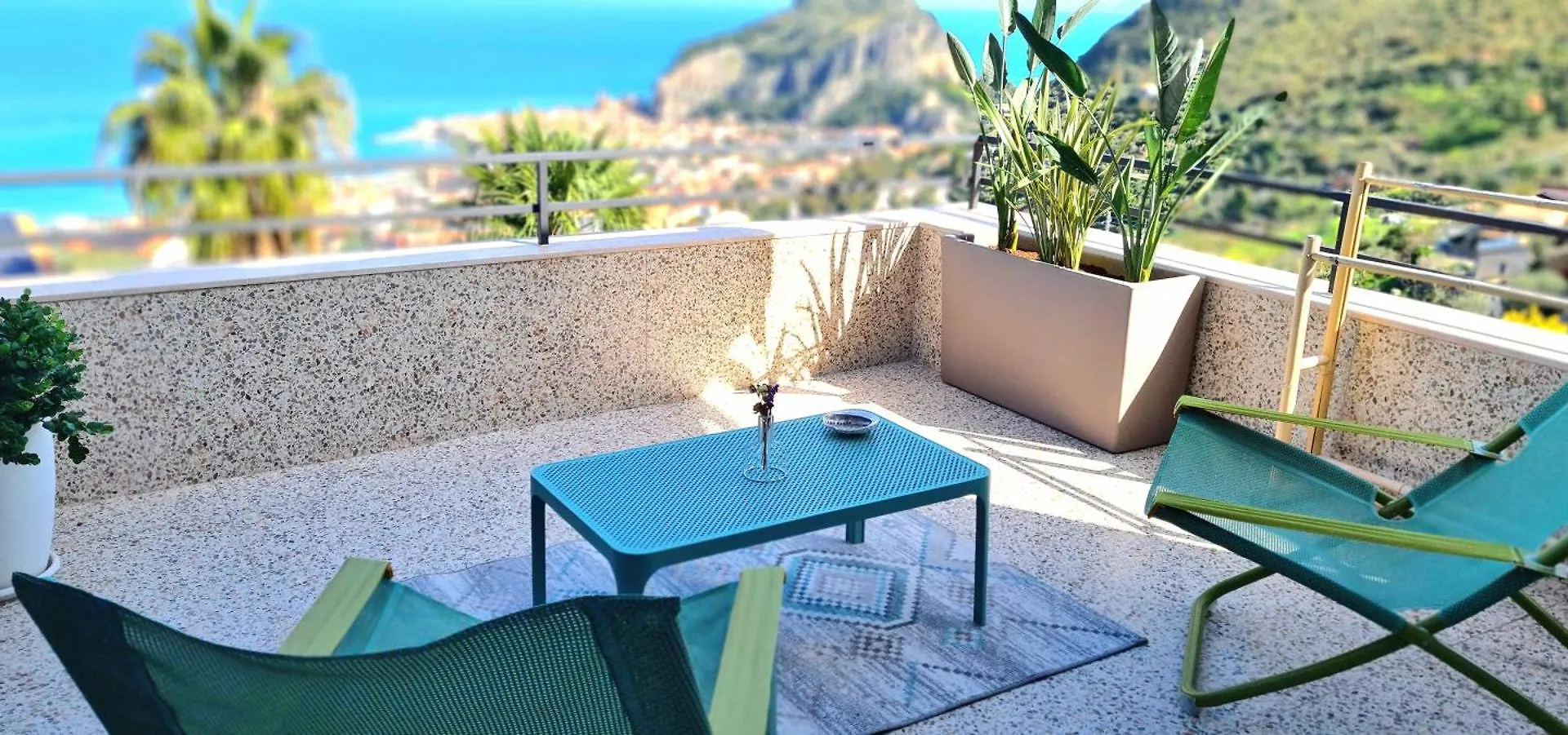 Al 33 Giri Bed and Breakfast Cefalù Bed & Breakfast