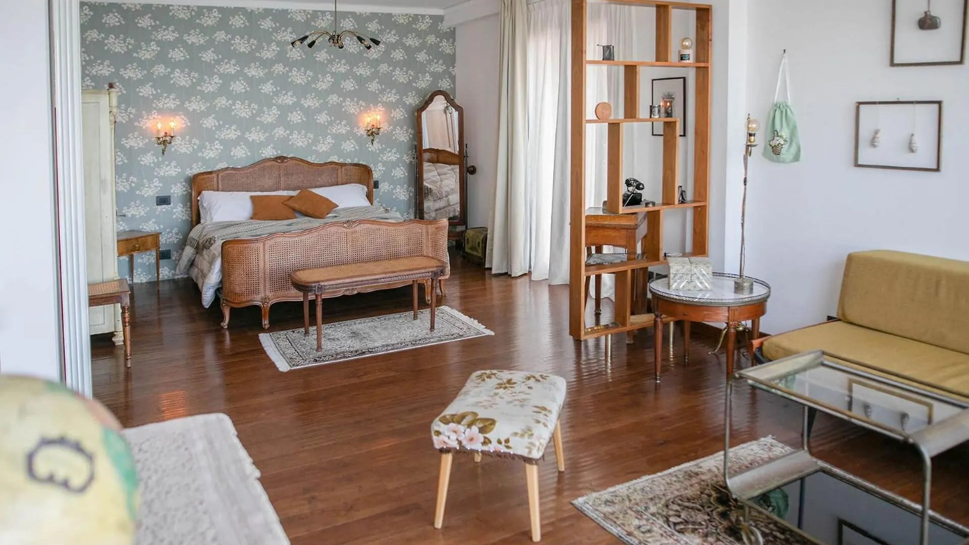 Frühstückspension Bed and Breakfast Al 33 Giri Cefalù Italien