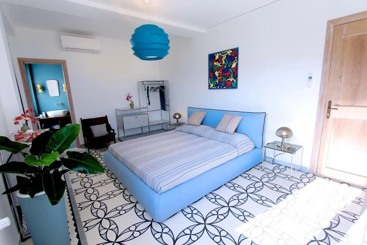 Bed and Breakfast Al 33 Giri Cefalù 0*,  Italien
