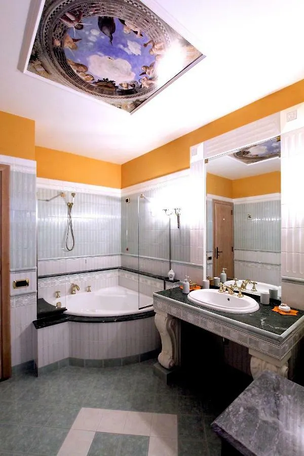 Bed and Breakfast Al 33 Giri Cefalù 0*,