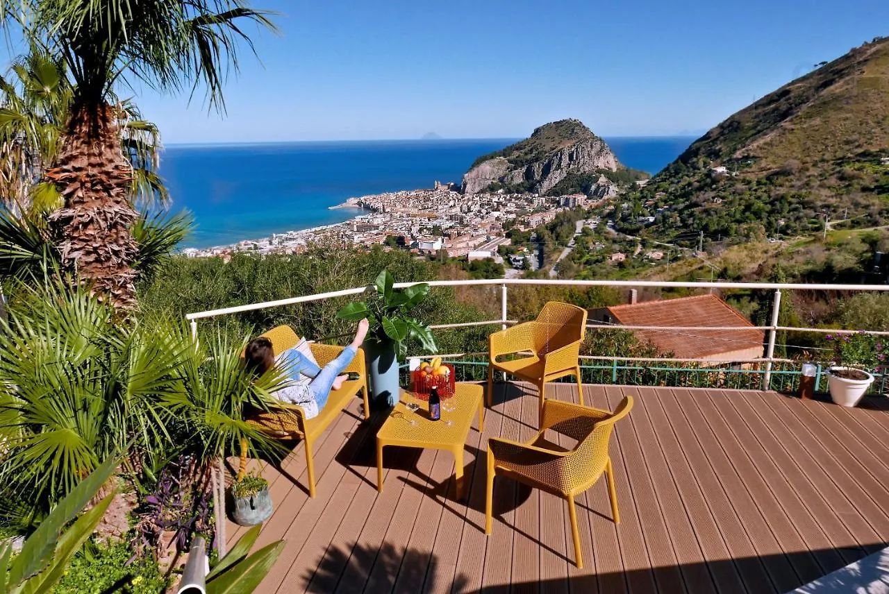 Bed and Breakfast Al 33 Giri Cefalù 0*,